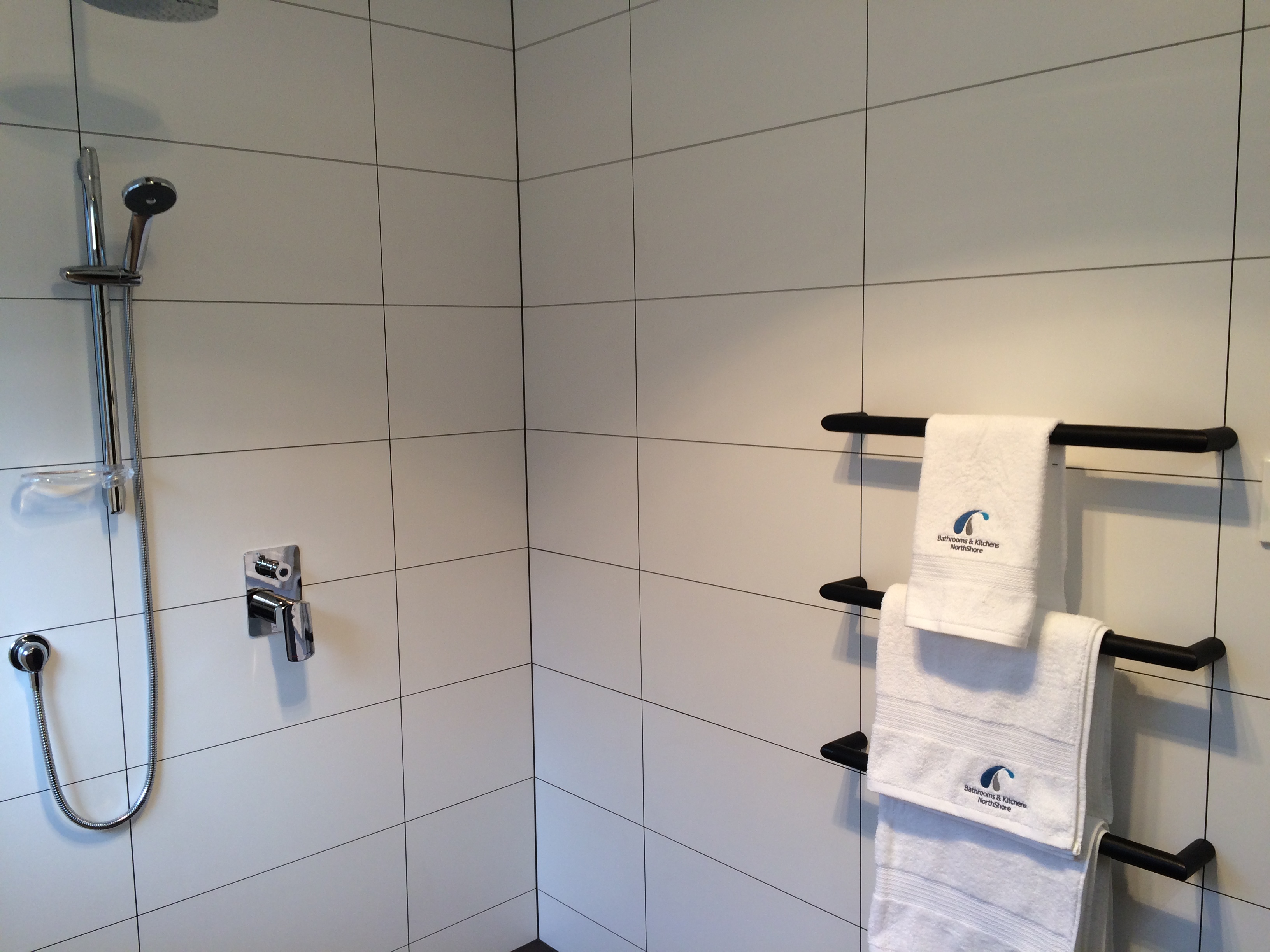 Wet area bathroom in Birkenhead Bathroom renovation photo